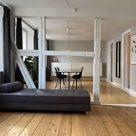 Hip - With Marble Church Views كوبنهاجن